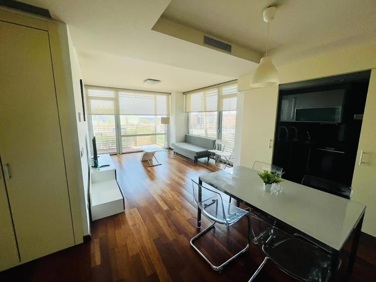 Forum De Barcelona Sea View Apartment With Garage Parking 산트 아드리아 데 베소스 0*,  스페인